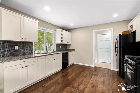 6255 Inkster, Taylor, MI 48180 photo 17