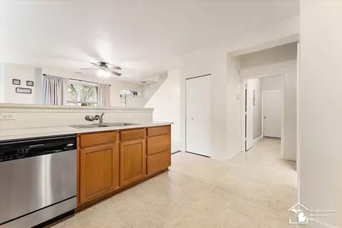 23352 Sunset, Taylor, MI 48180 photo 12