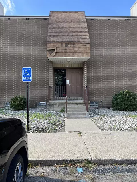 29 Dickinson St # H, Mount Clemens, MI 48043