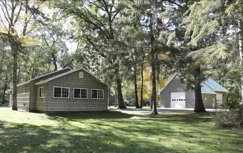 3176 E Beaver, Bay City, MI 48706