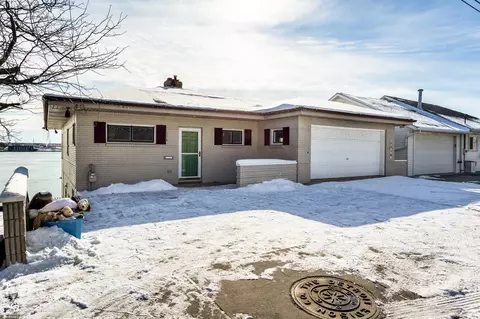 3310 Military St, Port Huron, MI 48060