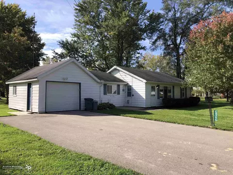 10386 Clark, Davison, MI 48423 photo 2