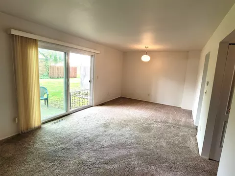 1480 Westbury, Davison, MI 48423 photo 4