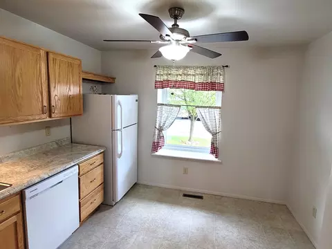 1480 Westbury, Davison, MI 48423 photo 8