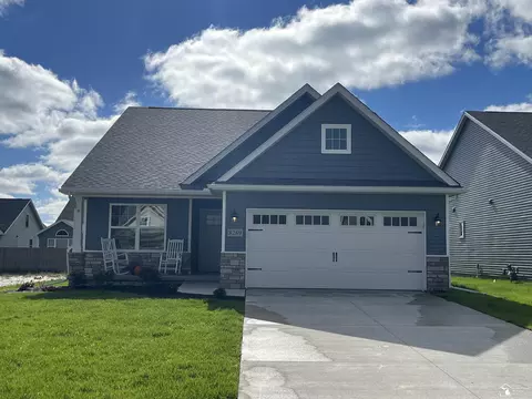 8269 Grande Lk, Temperance, MI 48182