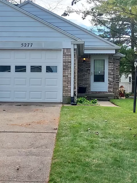 5277 Highland Shr, Flushing, MI 48433