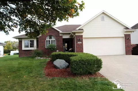13308 Lighthouse, La Salle, MI 48145