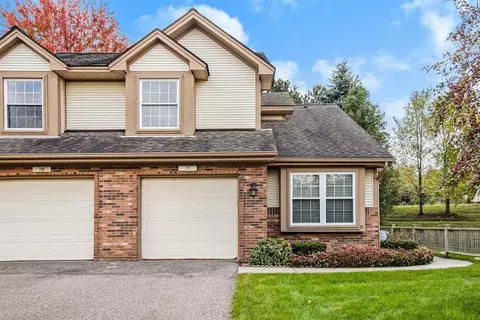 728 Whisperwood #161, Fenton, MI 48430