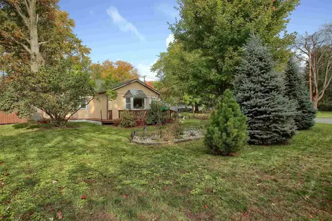 1519 Clinton, Algonac, MI 48001 photo 3