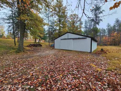 3351 Pipeman, Harrison, MI 48625 photo 5