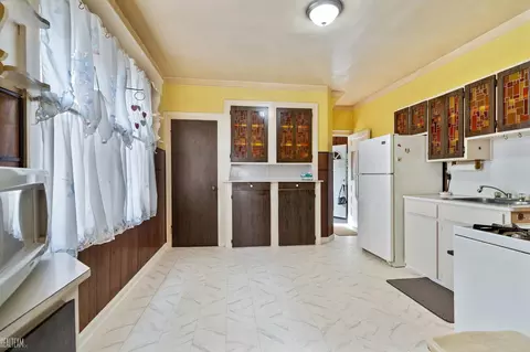 11703 Fleming, Hamtramck, MI 48212 photo 9