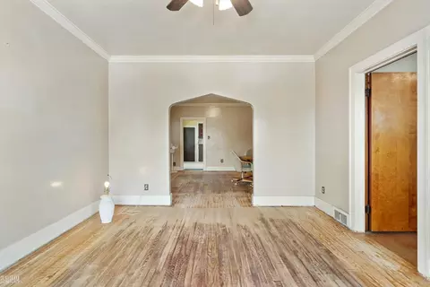 11703 Fleming, Hamtramck, MI 48212 photo 5