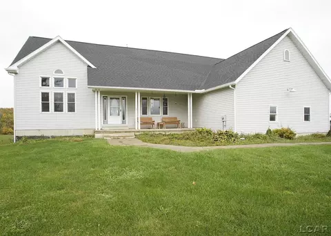 12452 Burton, Manitou Beach, MI 49253