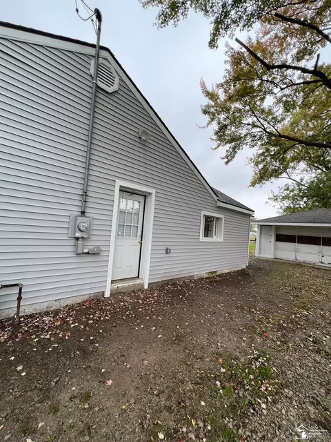 738 First, Dundee, MI 48131 photo 10