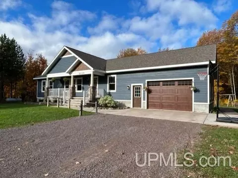 52159 Superior Shrs, Atlantic Mine, MI 49905
