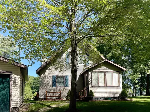1173 Wheatona Ct, Gladwin, MI 48624 photo 8