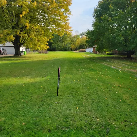 00 Deneweth, Macomb Twp, MI 48042