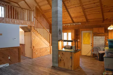 20318 Herman, L'anse, MI 49916 photo 2