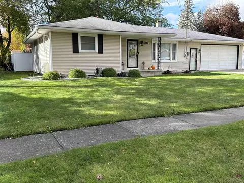 3414 Linger Ln, Saginaw, MI 48601