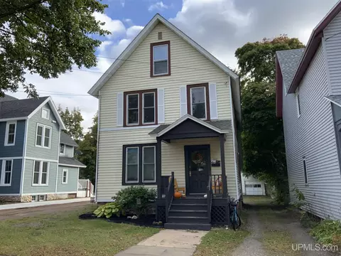 112 E Michigan, Marquette, MI 49855