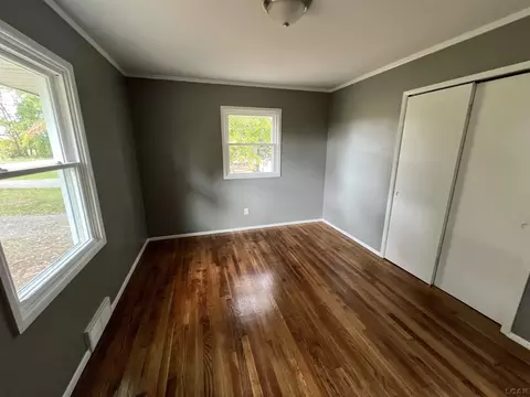 1574 Moore, Adrian, MI 49221 photo 11
