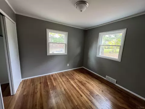 1574 Moore, Adrian, MI 49221 photo 10