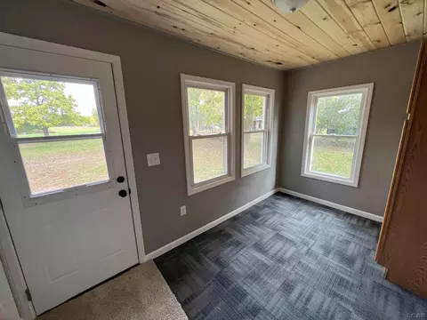1574 Moore, Adrian, MI 49221 photo 6