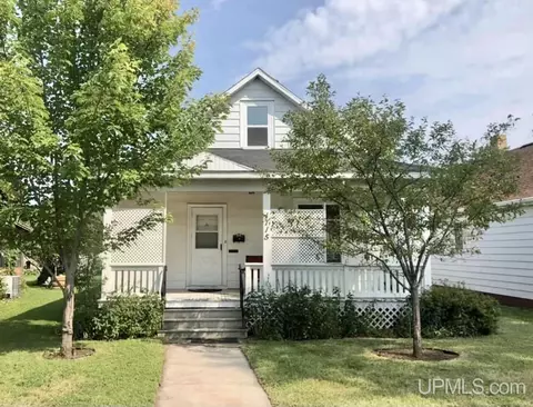 1115 River, Iron Mountain, MI 49801