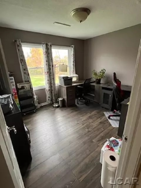 2215 Tim-cin, Adrian, MI 49221 photo 35