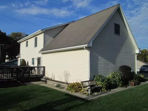 2215 Tim-cin, Adrian, MI 49221 photo 11