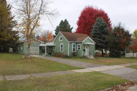 420 Sterling, Kingsford, MI 49802