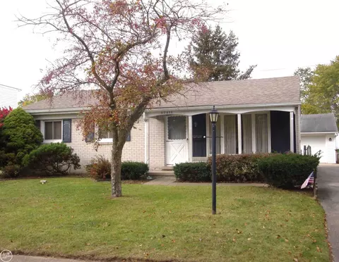 47415 Winthrop, Shelby Township, MI 48317