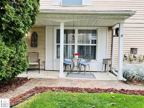 9433 Parkwood N #BLDG 5  B, Davison, MI 48423