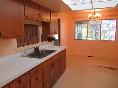 1525 Flushing, Flushing, MI 48433 photo 11
