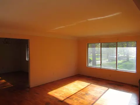 1525 Flushing, Flushing, MI 48433 photo 5