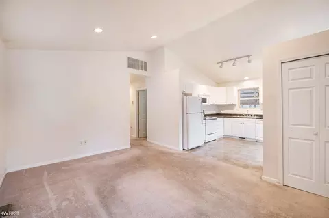 3720 Ivanhoe, Flint, MI 48506 photo 6