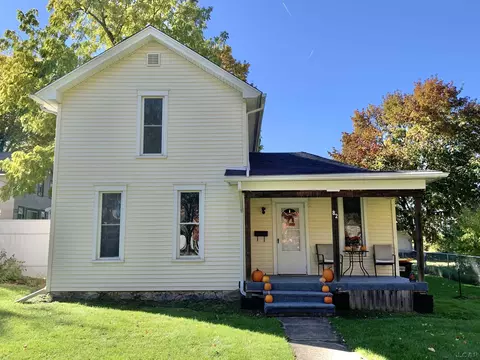 82 Budlong, Hillsdale, MI 49242