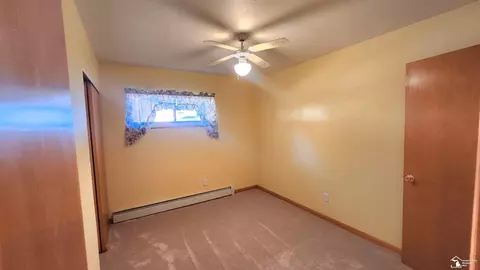 7528 Apache, Temperance, MI 48182 photo 21