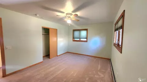 7528 Apache, Temperance, MI 48182 photo 20