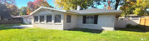 7528 Apache, Temperance, MI 48182 photo 29