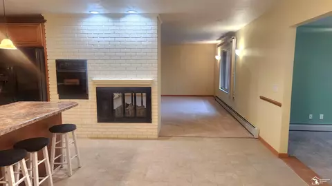 7528 Apache, Temperance, MI 48182 photo 18