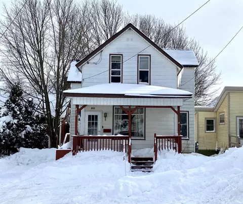 211 W Barnum, Ishpeming, MI 49849 photo 2