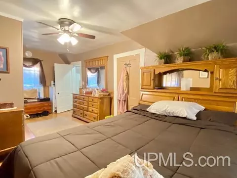 211 W Barnum, Ishpeming, MI 49849 photo 34