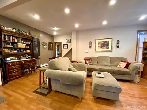 211 W Barnum, Ishpeming, MI 49849 photo 15