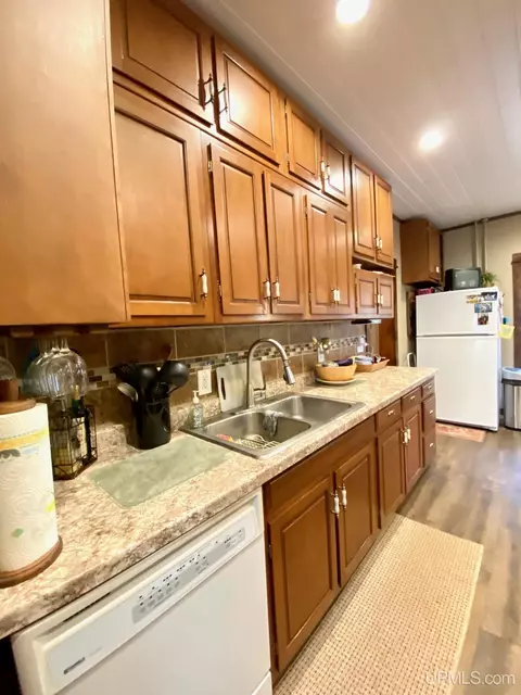 211 W Barnum, Ishpeming, MI 49849 photo 28