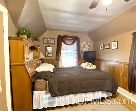 211 W Barnum, Ishpeming, MI 49849 photo 36