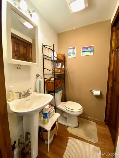211 W Barnum, Ishpeming, MI 49849 photo 52