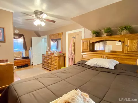 211 W Barnum, Ishpeming, MI 49849 photo 37