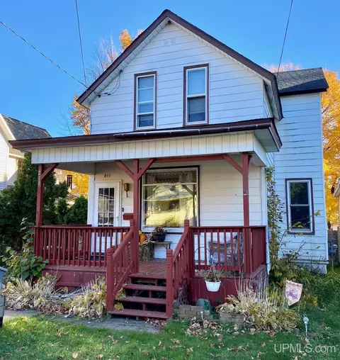 211 W Barnum, Ishpeming, MI 49849 photo 53
