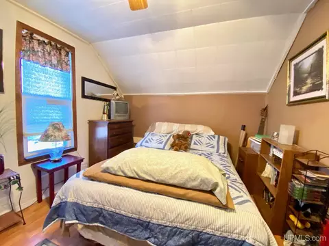 211 W Barnum, Ishpeming, MI 49849 photo 38